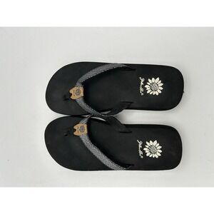 Yellow Box 6.5 Flip Flops White‎ and Black